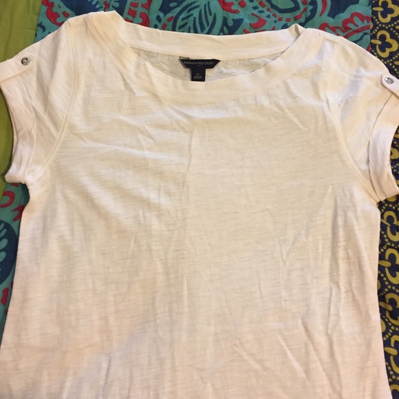 Knee length beige y shirt dress! - Picture 2 of 4