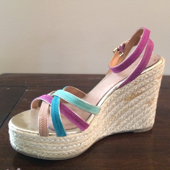 Aldo Wedges - Picture 1 of 2