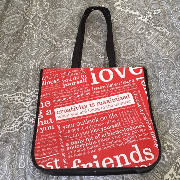 Lululemon Snap Tote – Great for Gift Giving!