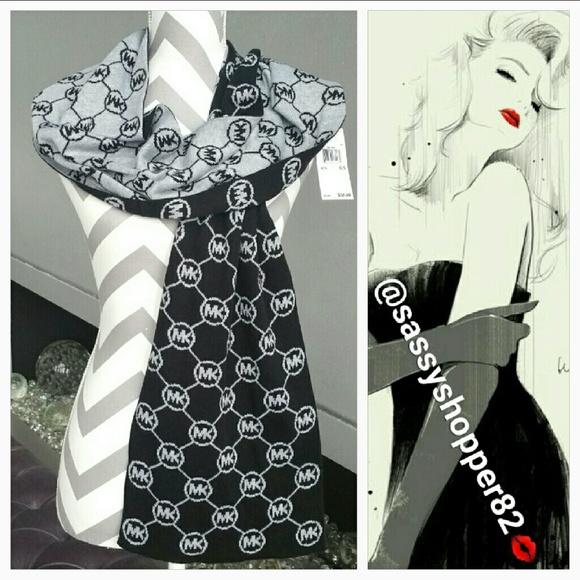 Michael Kors Accessories - Last 1🎄🎁💯Michael Kors scarf NWT 100%Authentic