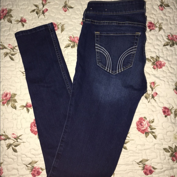 Hollister Jean size 3!