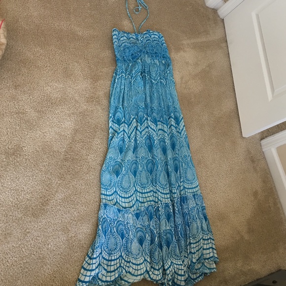 Long maxi dress! Great condition!