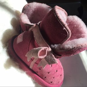 Girls pink UGG JOLEIGH boots