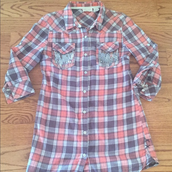🎉1 HR SALE!Miss Me pink flannel top w sequins