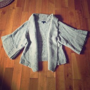Wide collar cardigan
