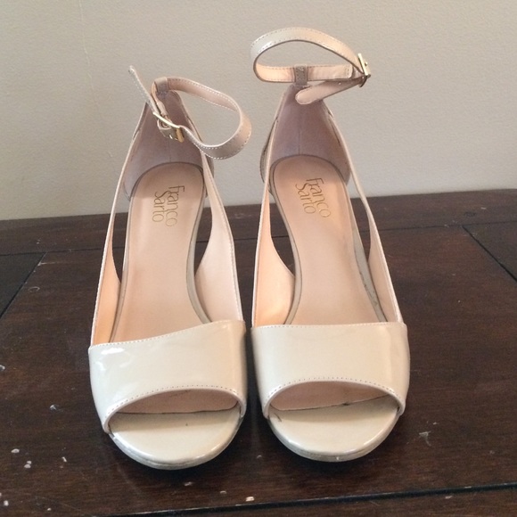 Nude heels - Picture 2 of 3