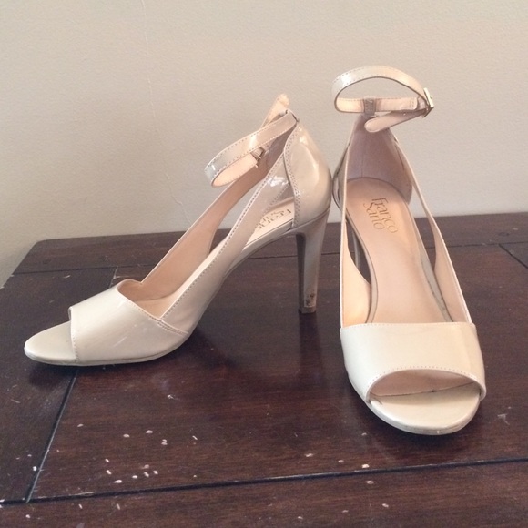 Nude heels - Picture 3 of 3