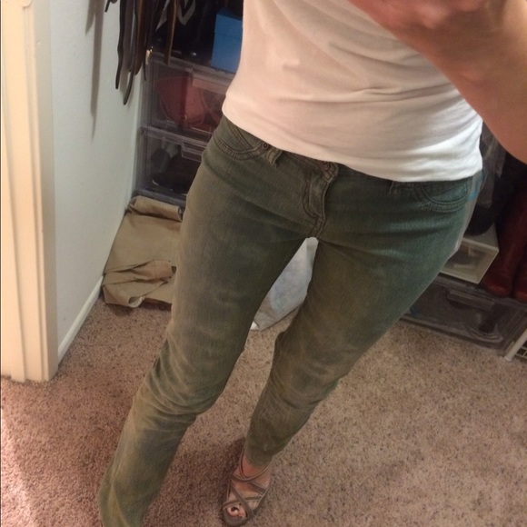 Green tie dye jeggings by Uproar size 00 stretchy - Picture 2 of 8