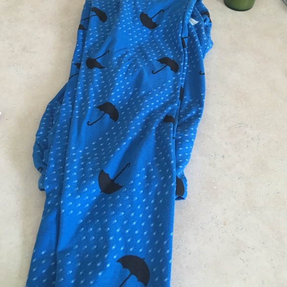 One size Umbrella LULAROE LEGGINGS