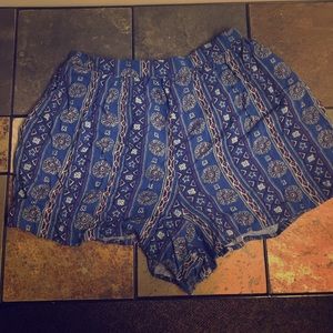Hollister patterned shorts