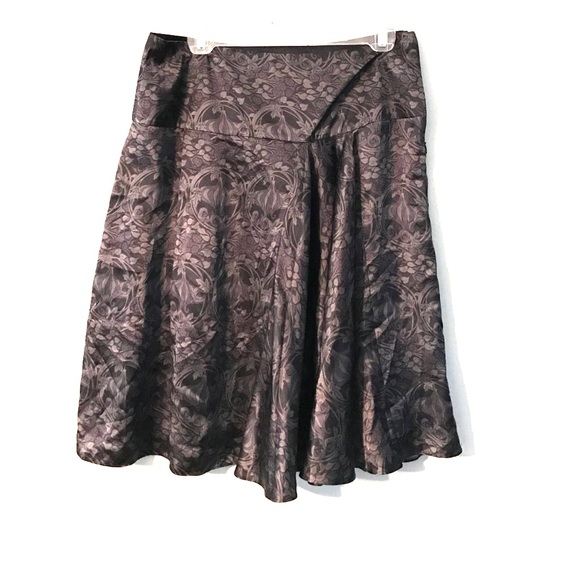 Black patterned satin skirt - Picture 1 of 3