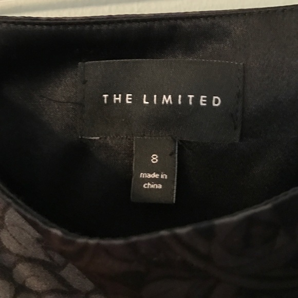 Black patterned satin skirt - Picture 3 of 3