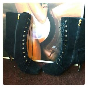 Boutique 9 Suede Ankle Boots