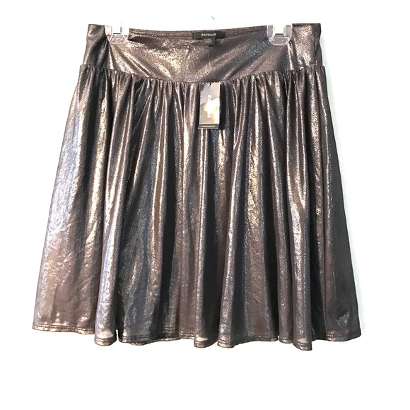 Shiny black flowy knee length skirt - Picture 1 of 3