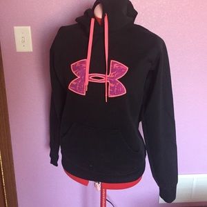 Under armor storm sweatshirt