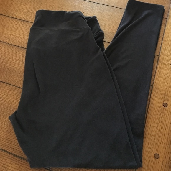 Lularoe Black TC leggings unicorn hard to find