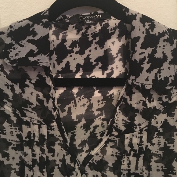 ✖️✖️Top✖️✖️ - Picture 3 of 3