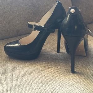 Michael Kors black patten leather heels