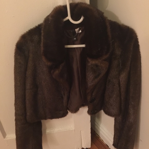 Faux Fur H&M Crop Jacket - Picture 2 of 3