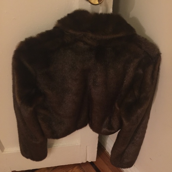 Faux Fur H&M Crop Jacket - Picture 3 of 3