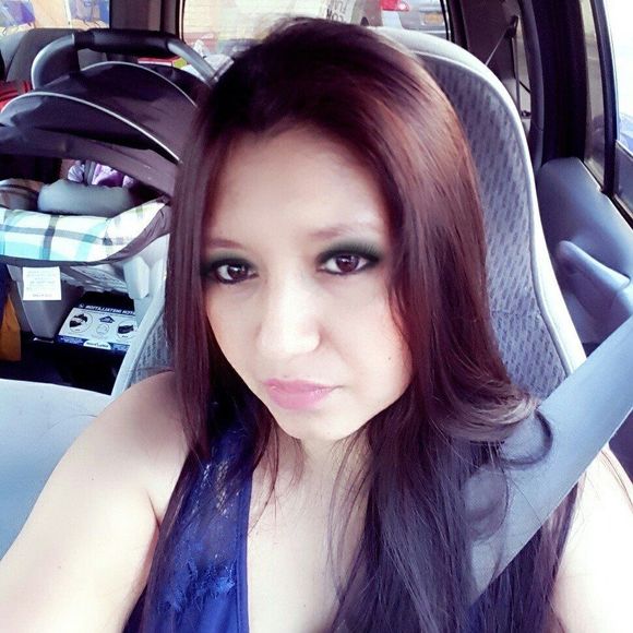 Meet your Posher, Mariuxi