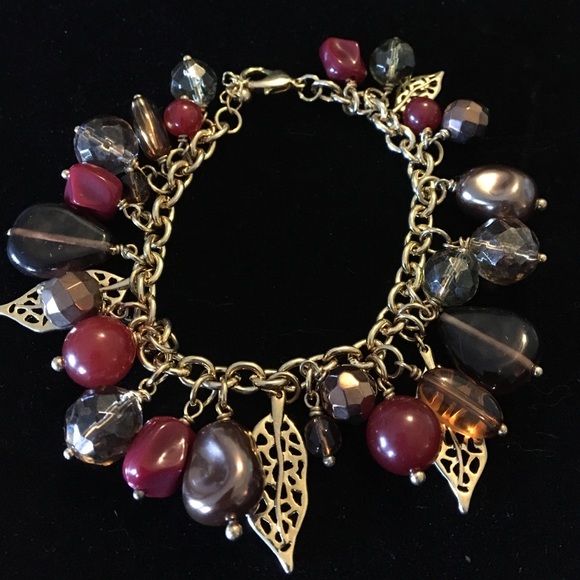 Lia Sophia Jewelry - Lia Sophia Flaunt bracelet