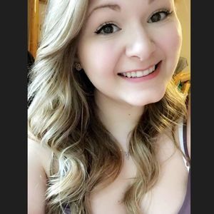 Meet your Posher, Rebecca