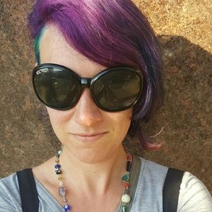 Meet your Posher, Alison