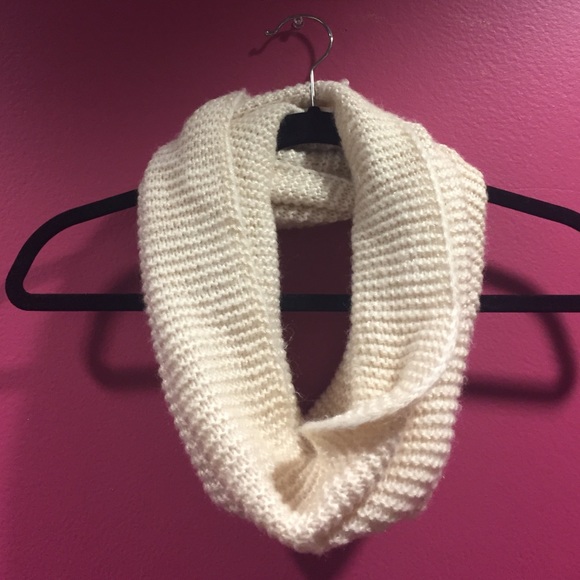 NWOT Ivory Infinity Scarf