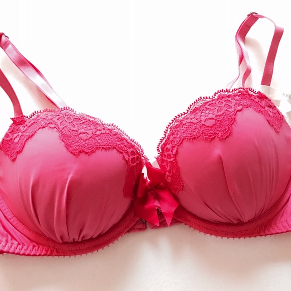 Aerie 'Reese' light lift bra in pink with lace