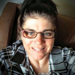 Meet your Posher, Deana