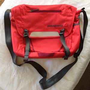 Patagonia Messenger Bag Minimass laptop shoulder