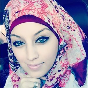 Meet your Posher, Haneen