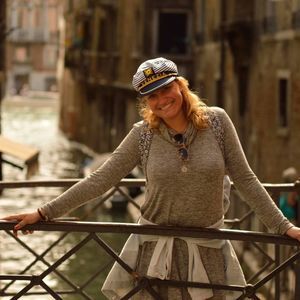 Meet your Posher, Lu