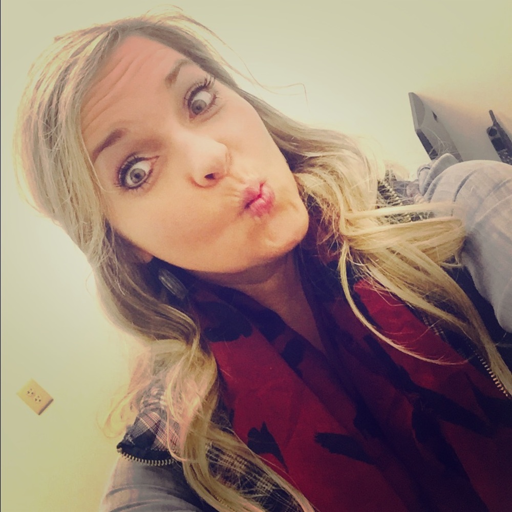 Meet your Posher, Cari