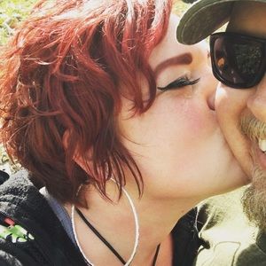 Meet your Posher, Monique