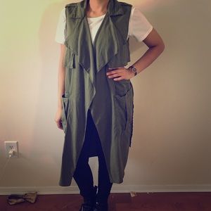 Beautiful and super trend Zara vest!!