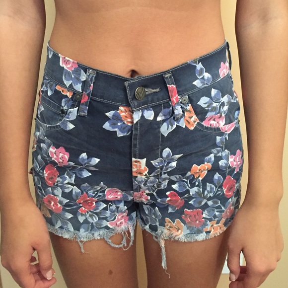 CITIZENS OF HUMANITY High waisted floral patterned shorts - Picture 1 of 2