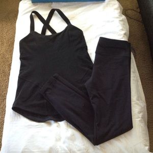 Lululemon tank top and American apparel leggings