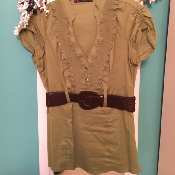 Green blouse with belt