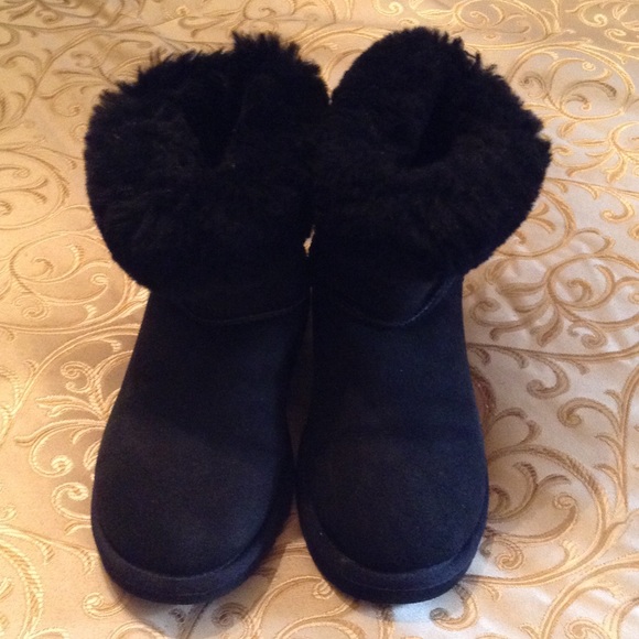 black uggs fur black uggs fur