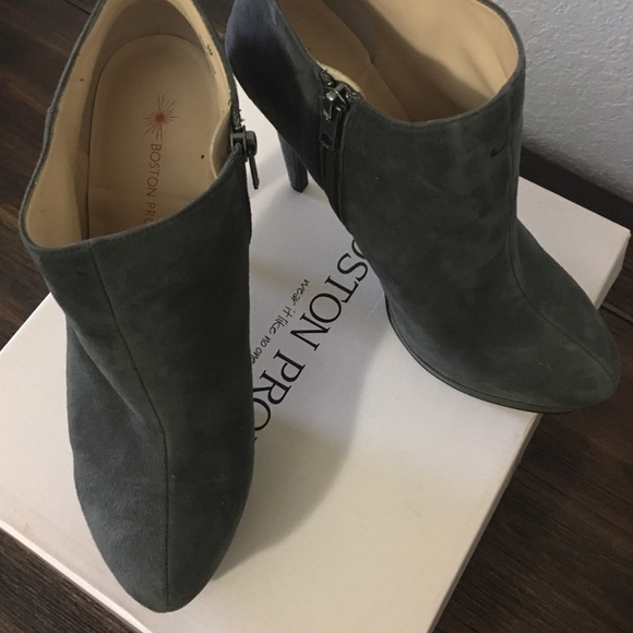 BP Proper Booties! PRICE IS NONNEGOTIABLE - Picture 3 of 4