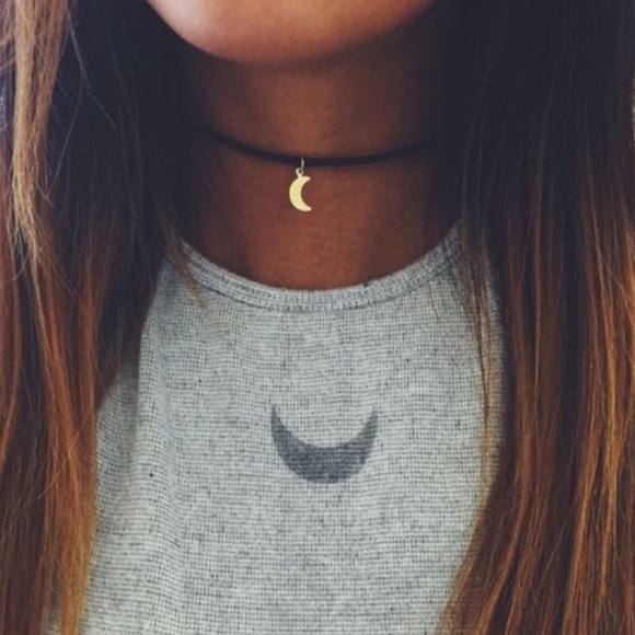 Antique looking moon choker - Picture 1 of 2