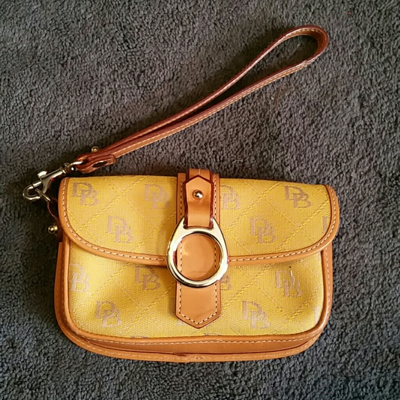 DB wristlet