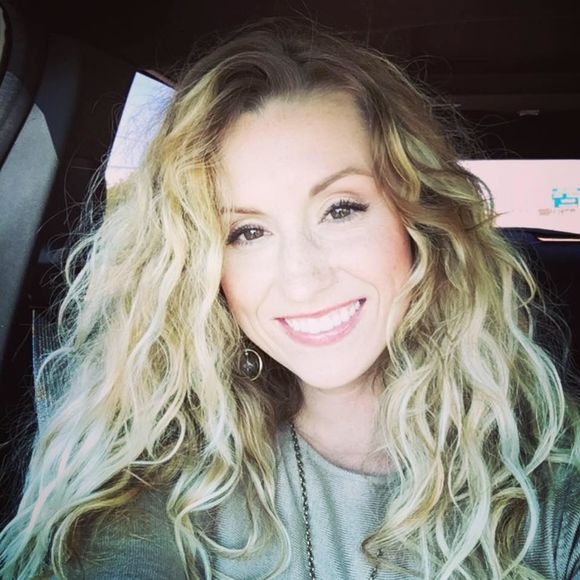 Meet your Posher, Crista