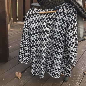 The Limited black and white top.