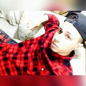 Meet your Posher, Carlos