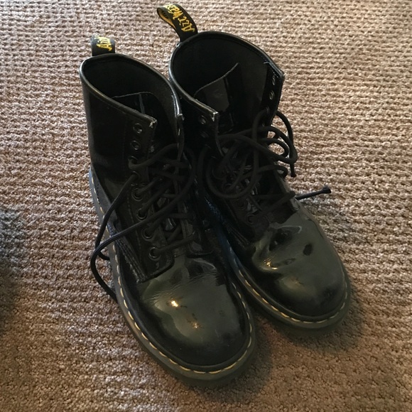 dr. marten docs black