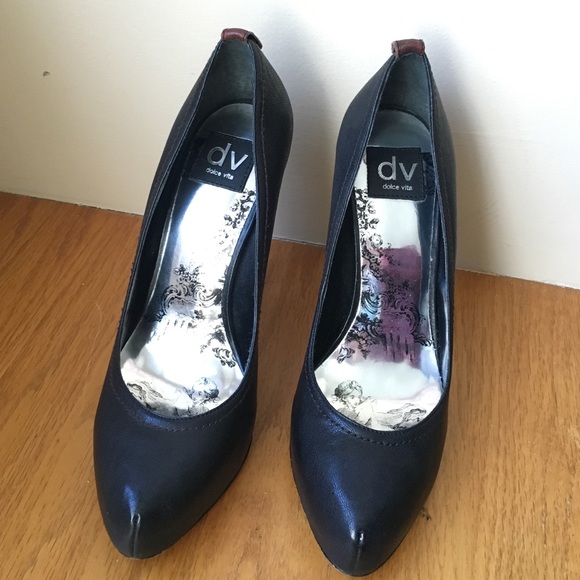 Dolce Vita Black Pumps