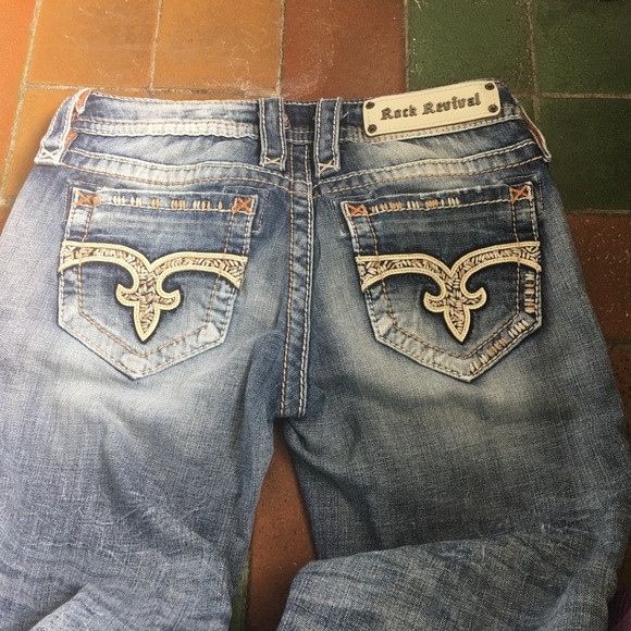 Rock Revival capri